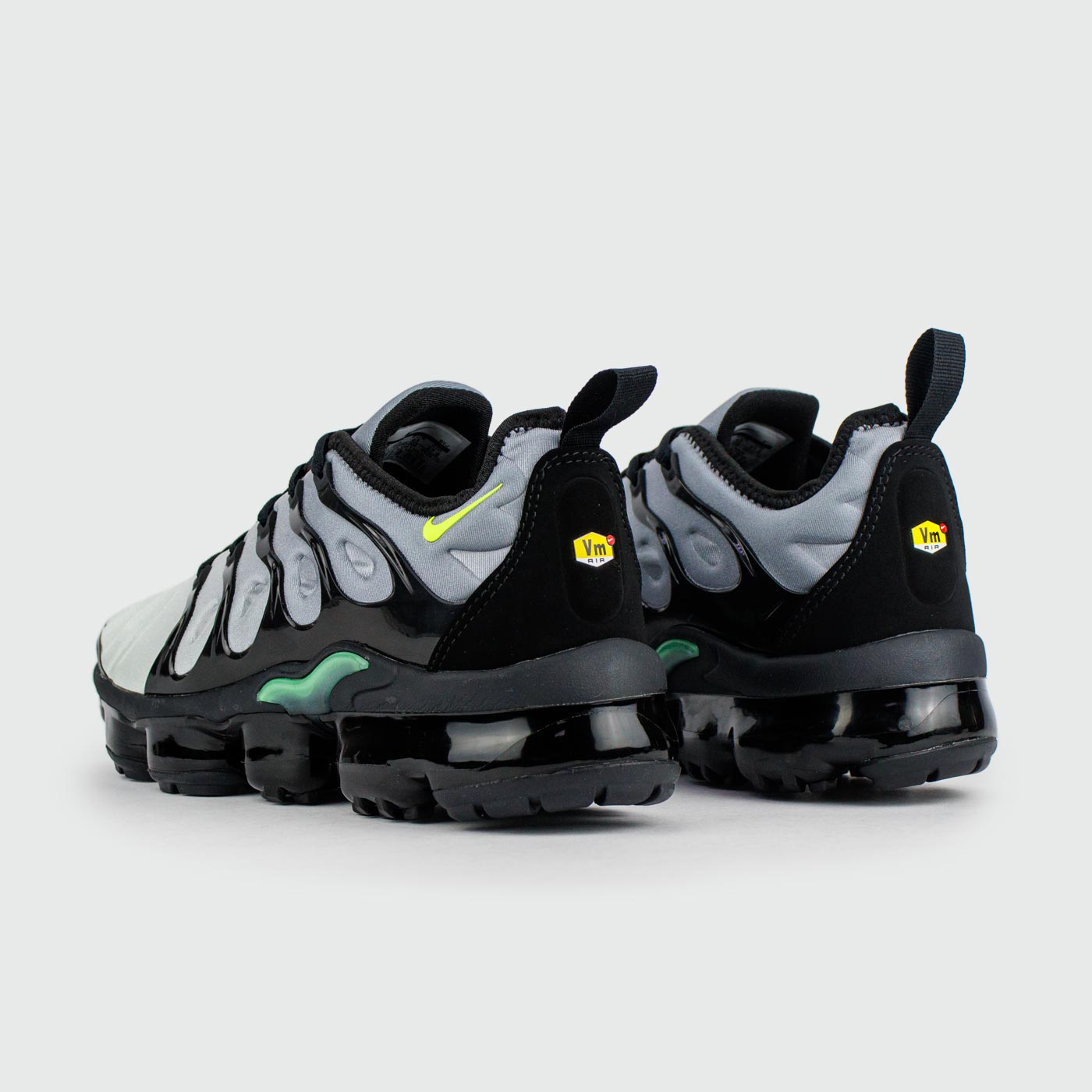 Nike air vapormax plus black best sale