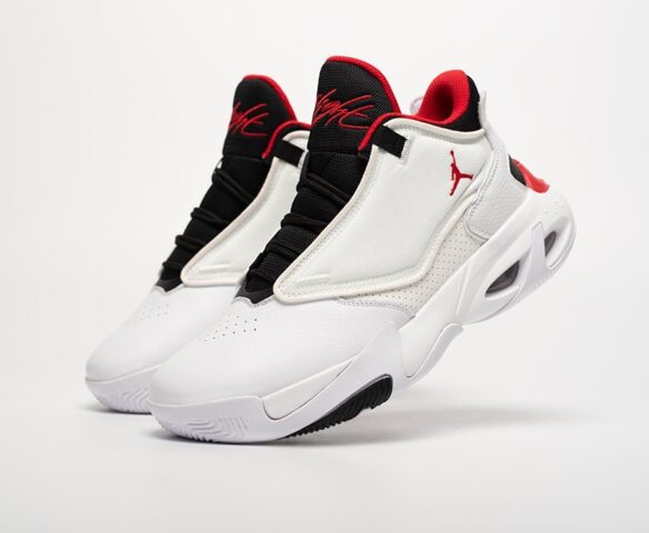 Jordan Max Aura 4 white белые
