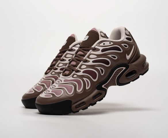 Nike Air Max Plus Drift TB2