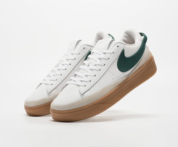 Nike Blazer Phantom Low white