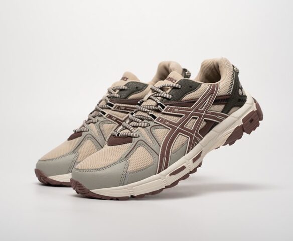 Asics Gel Kahana 8 beige