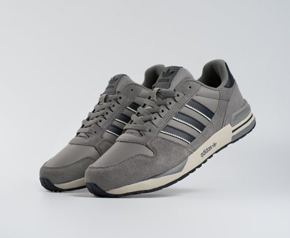 Adidas серые 44323