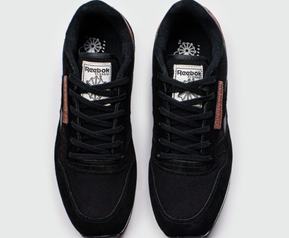 Reebok Classic Utility Black / White. Вид 6